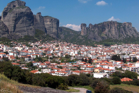 2-Days Delphi and Meteora Private Tour from Athens