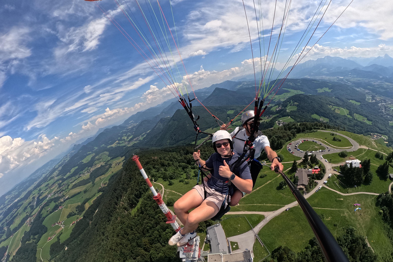 Salzburg: Tandem Flight over Alps with Eagle's Nest view