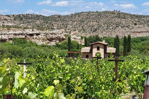 Sedona: Art, Spirituality, and Vineyard Tour