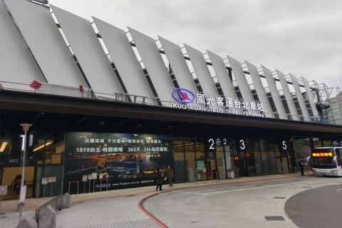 TPE Airport-Taipei City: gedeelde busretourtransferVertrek vanuit het centrum van Taipei
