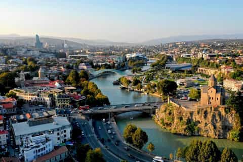 Tbilisi: City Walking Tour with Cable Car and Wine Tasting