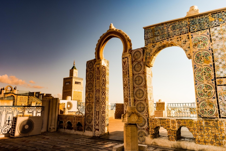 Tunis: Full-Day Local Towns Sightseeing Tour with Lunch
