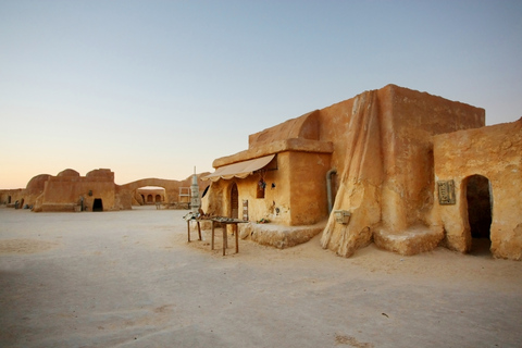 Tozeur: Chebika, Tamerza, Mides and Star Wars Day-Trip From Tozeur: Star Wars Location Day-Trip