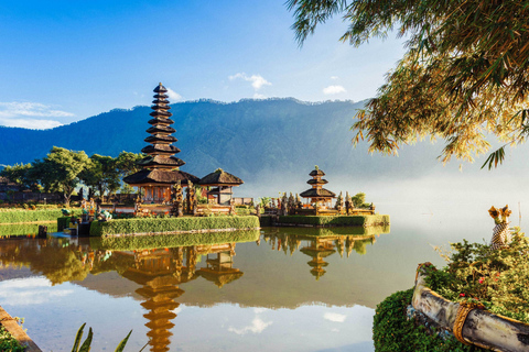 Bali: Twin Lakes, Handara Gates och skogsturer