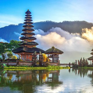 Bali: Ulun Danu Temple, Waterfall and Secret Garden Tour