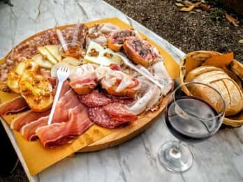 Pisa: Ultimative Foodtour mit komplettem toskanischem Essen mit einem Einheimischen