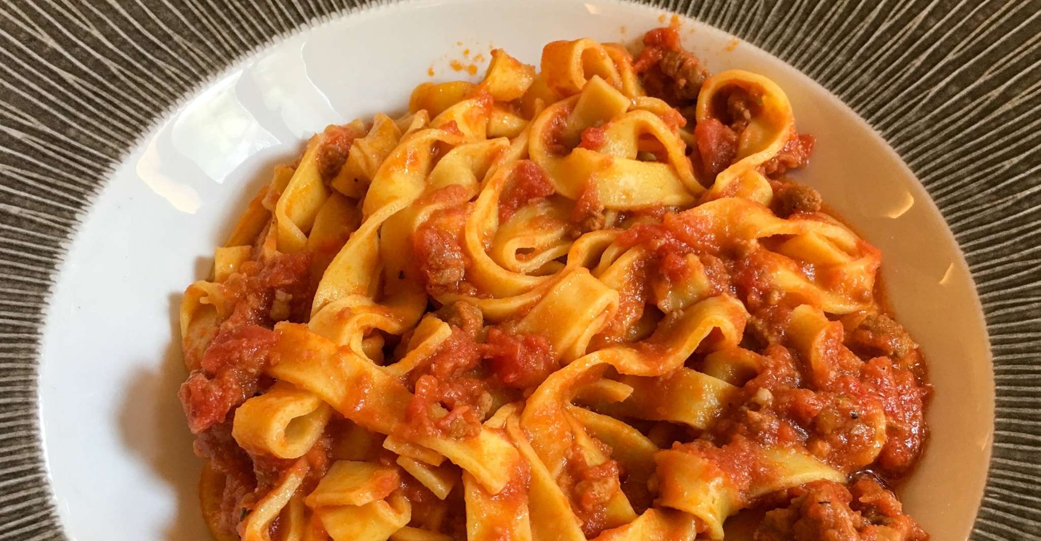 Bologna, geführte traditionelle Lebensmitteltour - Hizvo