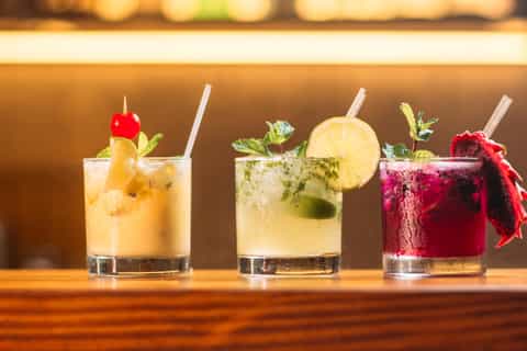 Milan: Aperitivo Tour with Street Food