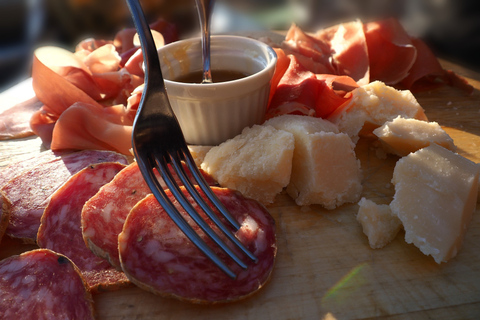 Milano: Aperitivo-tur med gatukökMilano: Aperitivo-tur med gatumat