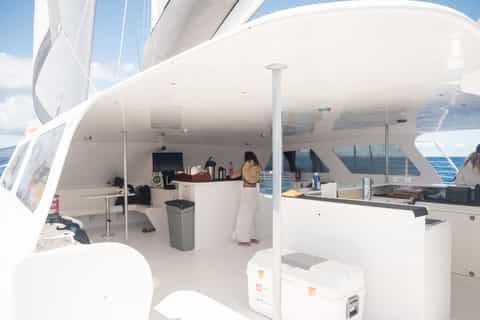 Maui: Deluxe Sunset Sail from Lahaina