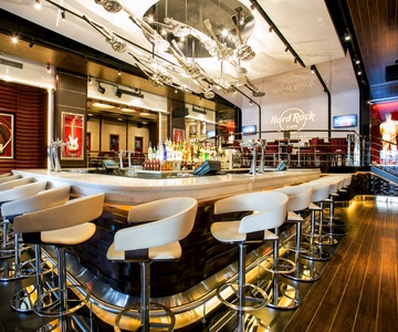 Barcelona: Hard Rock Cafe Experience