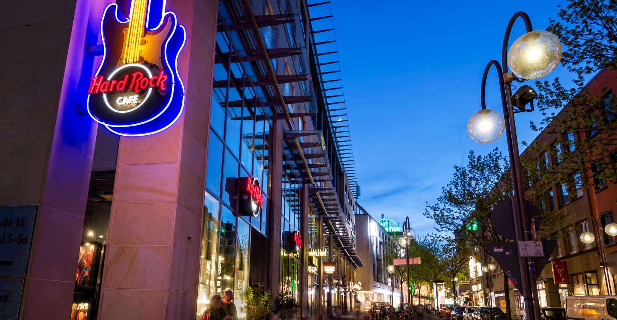 Öğle Yemeği veya Akşam Yemeği için Set Menüsü ile Köln, Hard Rock Caf - Hizvo