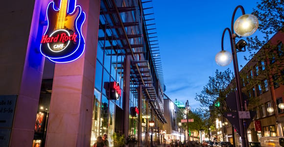 Köln: Hard Rock Cafe mit Festmenü zum Mittag- oder Abendessen