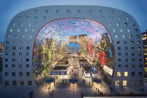 Markthal Tour, Meet & Taste, and Het Witte Huis