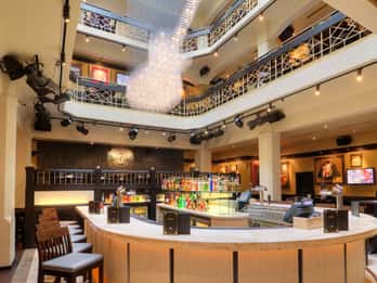 Ohne Anstehen: Hard Rock Café Prag Ohne Anstehen: Hard Rock Café Prag