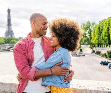 Paris: Private Photoshoot at the Eiffel Tower