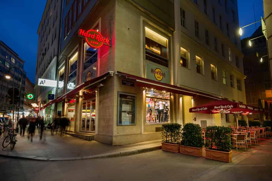 Wien: Hard Rock Café mit Menü zum Mittag- oder Abendessen. Foto: GetYourGuide Wien: Hard Rock Café mit Menü zum Mittag- oder Abendessen. Foto: GetYourGuide