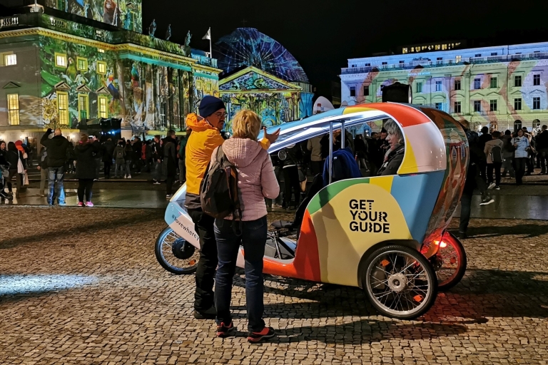 Berlijn: Festival of Lights Tour met fietstaxiTour van 1,5 uur vanaf Potsdamer Platz