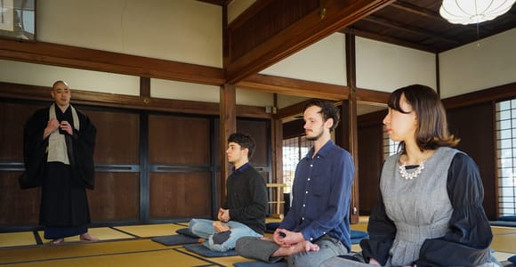 Kyoto: Zen Meditation and Garden Tour at a Temple with Lunch