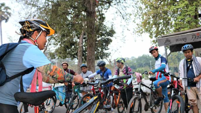 angkor wat private sunrise bike tour from siem reap