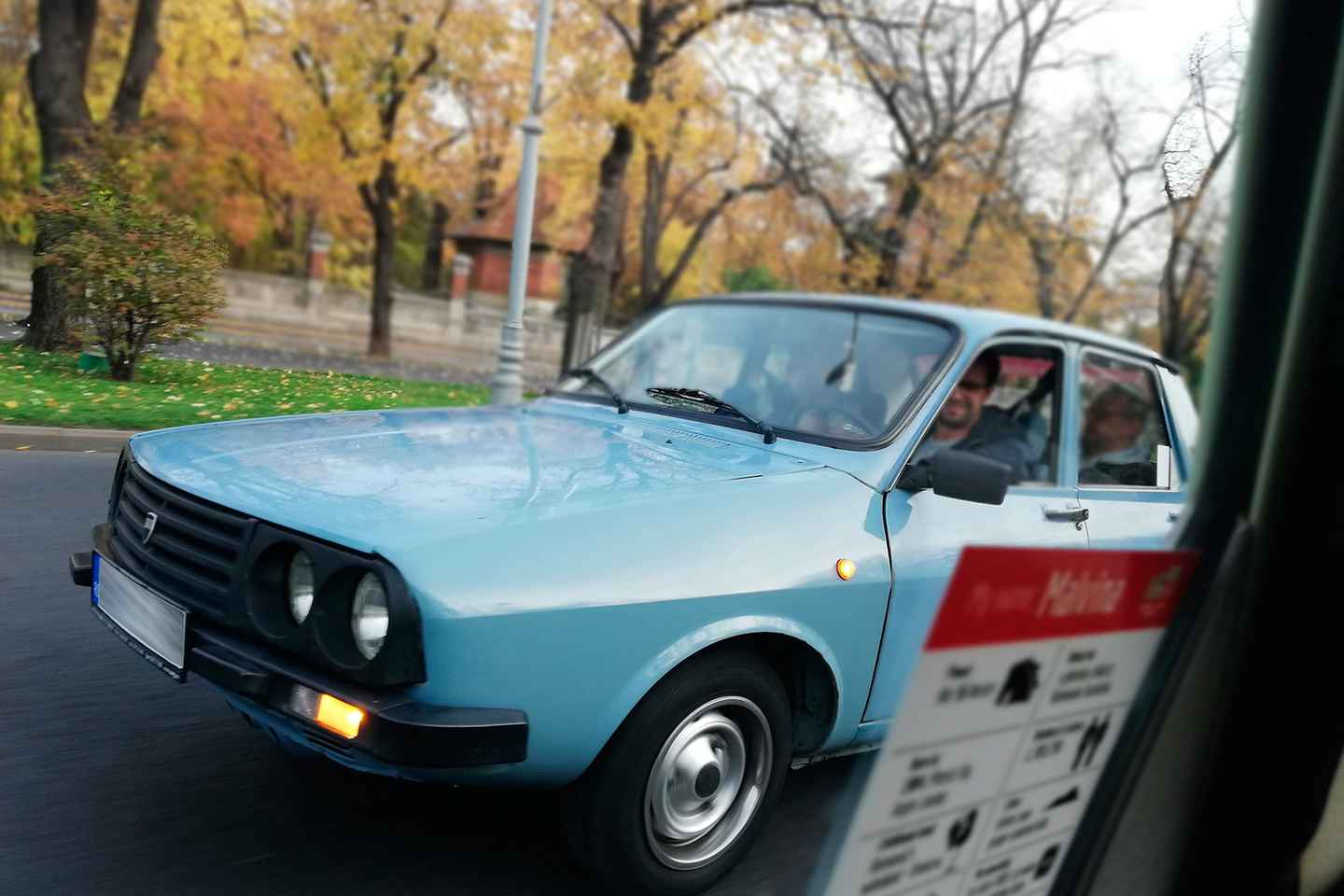 布加勒斯特复古车三大街区私享之旅