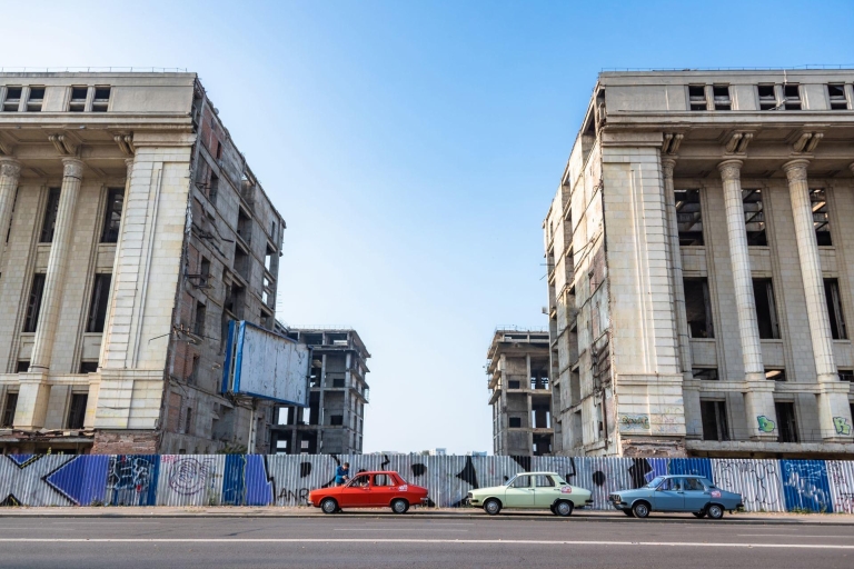 Bukarest: Private kommunistische Fahrtour in einem Oldtimer