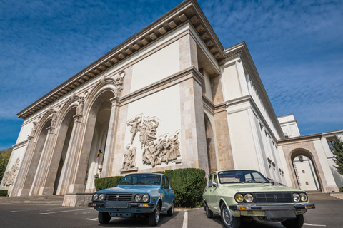 Boekarest: privé communistische autorit in een vintage auto