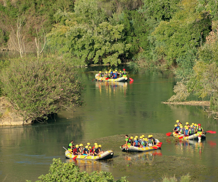 Calasparra: Almadenes Canyon Rafting with Caves and Rock Art