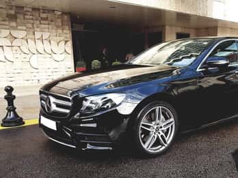 Privater Transfer im Luxusauto: Budapest – Wien Privater Transfer im Luxusauto: Budapest – Wien