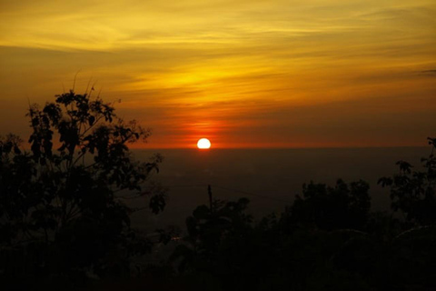 Yogyakarta: Rondleiding door de Prambanan Tempel en Gouden Zonsondergang