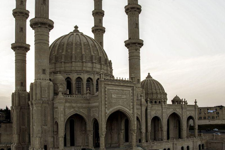 Baku: Heydar Mosque Friday Tour with Roundtrip Transfer