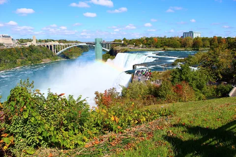 Niagara watervallen: Dagvullende tour & lunch VS & Canada