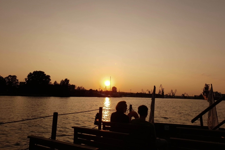 Gdańsk: Rejs o zachodzie słońca historyczną polską łodziąWycieczka w języku polskim
