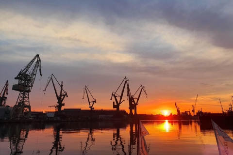 Gdańsk : croisière au coucher du soleil sur un bateau polonais historiqueVisite en anglais