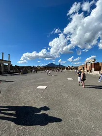 Pompeji: SONNENUNTERGANG UND MEHR