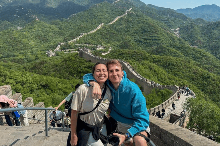Badaling Great Wall & Longqing Gorge Day Trip with Driver
