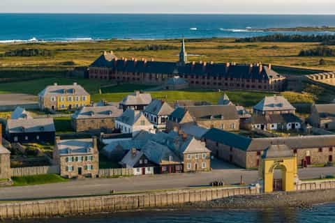 Sydney: Cape Breton Island Small-Group Tour