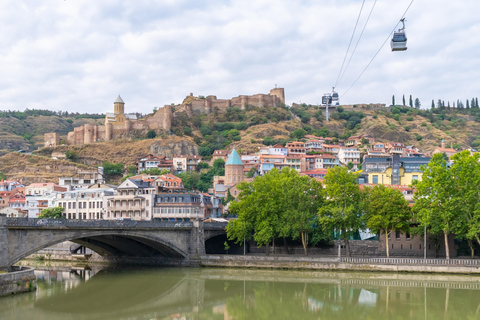 Tbilisi: Stare i Nowe Miasto: zwiedzanie miasta z przewodnikiem i 2 przejażdżki kolejką linowąWycieczka prywatna