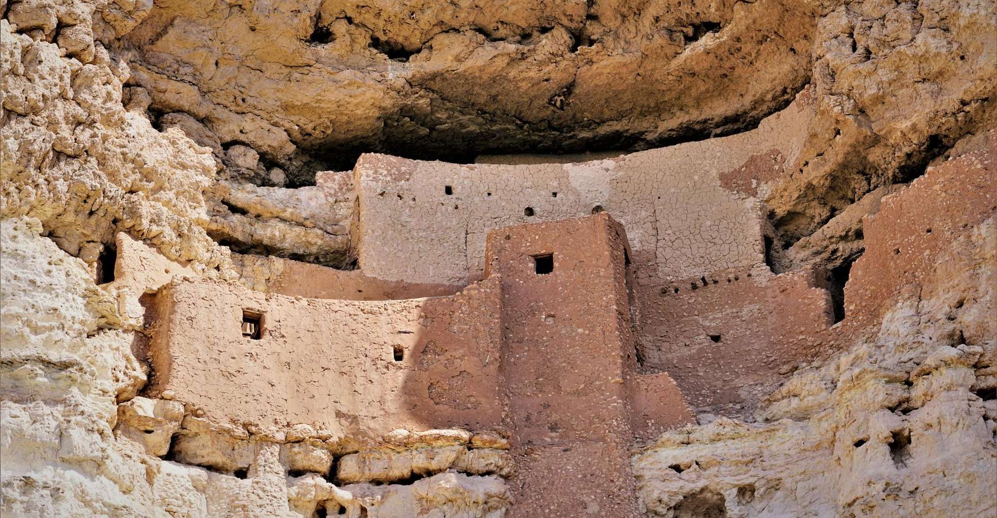 Von Phoenix, Sedona, Jerome & Montezuma Castle Tagesausflug - Hizvo