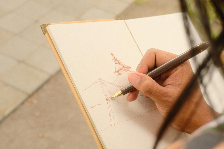 TravelSketch Yogyakarta: tour guiado a pie y dibujo