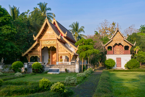 Chiang Mai: Ancient Temples Guided Spanish TourPrivétour