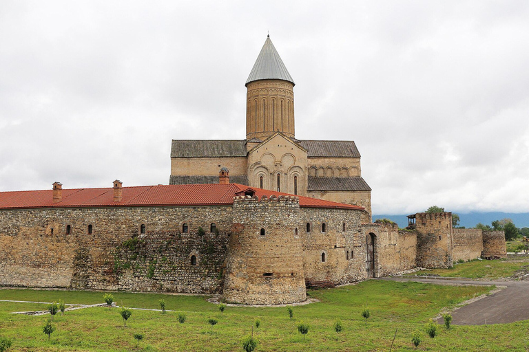 Tbilisi: Unique Kakheti Tour: Telavi, Winery & Monasteries