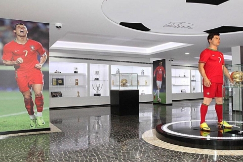 Madeira: Private Cristiano Ronaldo Tour with CR7 Museum Tour with Funchal Port Meeting Point