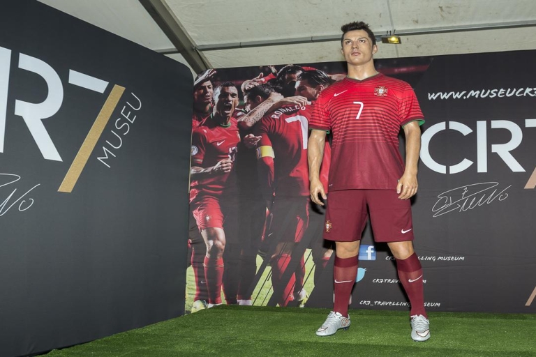 Madeira: privé Cristiano Ronaldo-tour met CR7-museumOphalen van Calheta, Ponta do Sol en Ribeira Brava