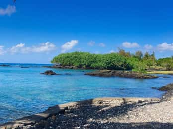 Hilo: Segelerfahrung auf einem hawaiianischen Kanu Hilo: Segelerfahrung auf einem hawaiianischen Kanu