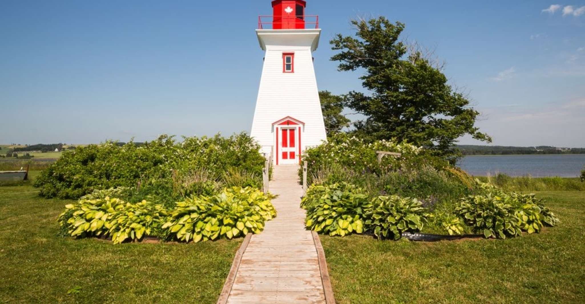 Prince Edward Island, Guided Tour with Anne of Green Gables - Housity