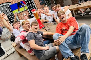 Dresden: Bier-Tour durch 3 Kneipen: Legendärer Abend mit Bieren & Extras