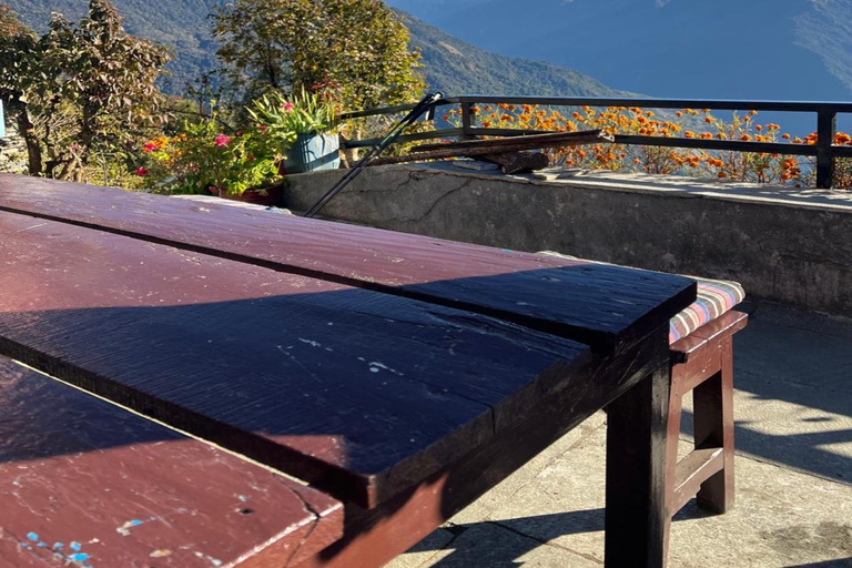 Pokhara: 3-Day Ghorepani Poon Hill and Ghandruk circuit Trek