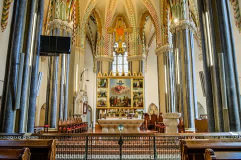 Budapest: Inner Church Parish Church und Tower Entry Ticket