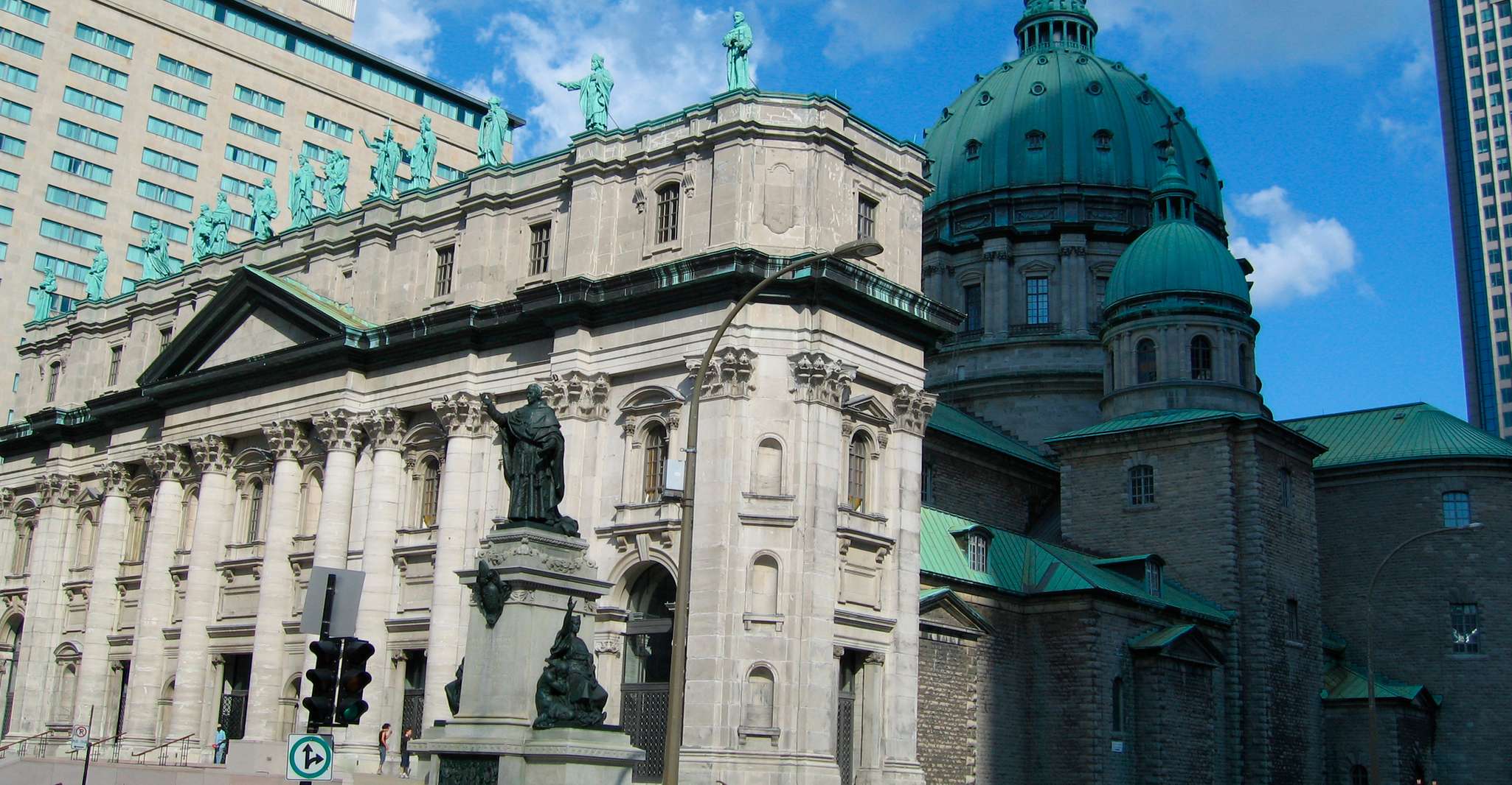 Montreal: Half-Day City Tour photo 14